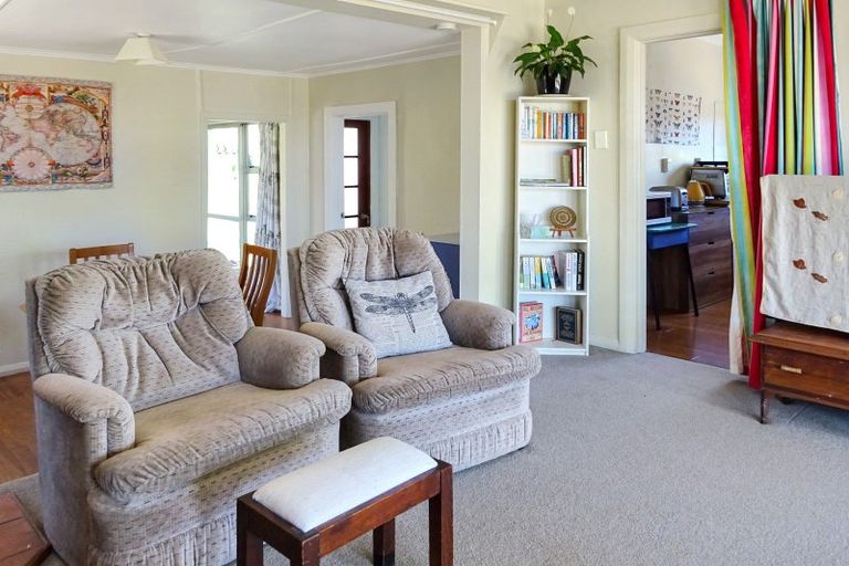 Photo of property in 15 Rangitane Street, Himatangi Beach, Foxton, 4891