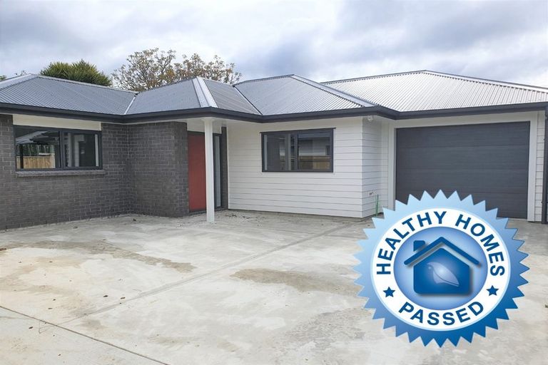 Photo of property in 3/1 Sutherland Avenue, Silverstream, Upper Hutt, 5019