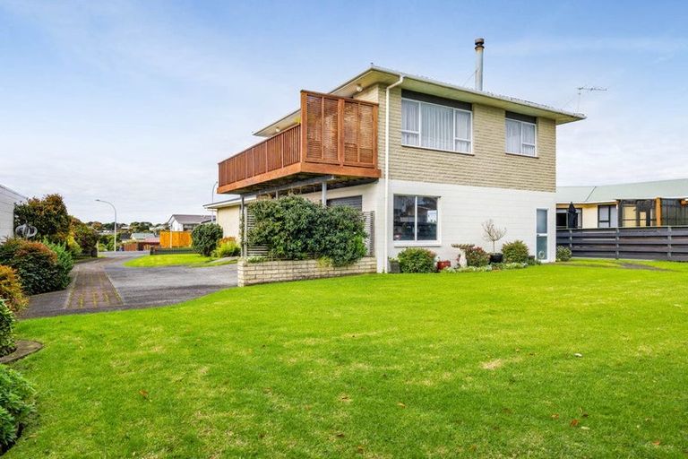 Photo of property in 17 Smeaton Road, Bell Block, New Plymouth, 4312
