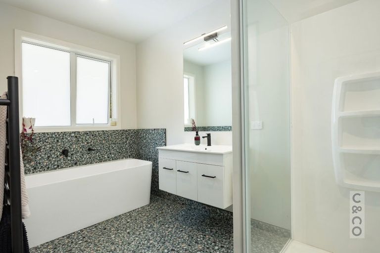 Photo of property in 43 Awatiro Drive, Kaukapakapa, 0871