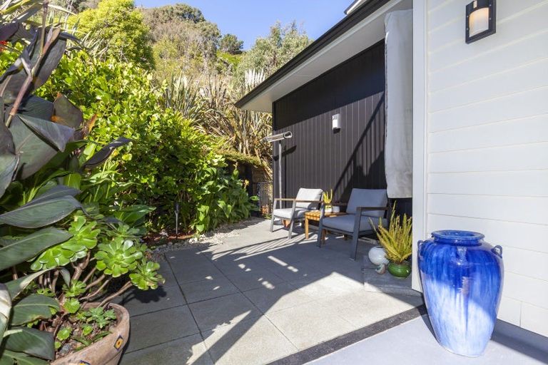 Photo of property in 3 Hihi Place, Waikanae, 5036