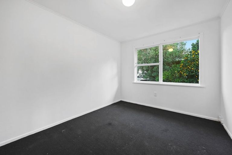 Photo of property in 12 Rosalind Street, Deanwell, Hamilton, 3206
