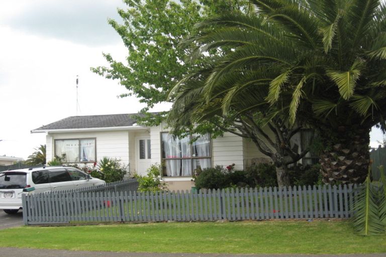 Photo of property in 3 Naomi Place, Manurewa, Auckland, 2102