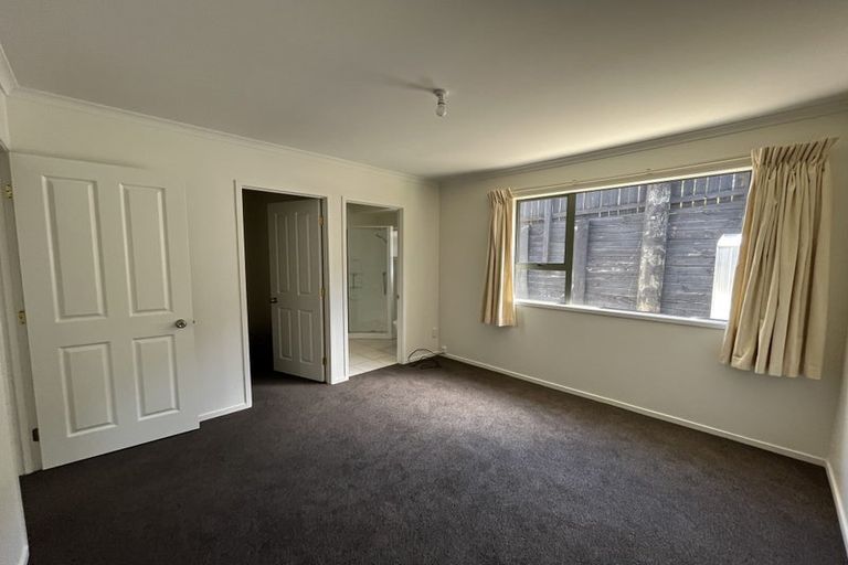 Photo of property in 87b Triangle Road, Massey, Auckland, 0614