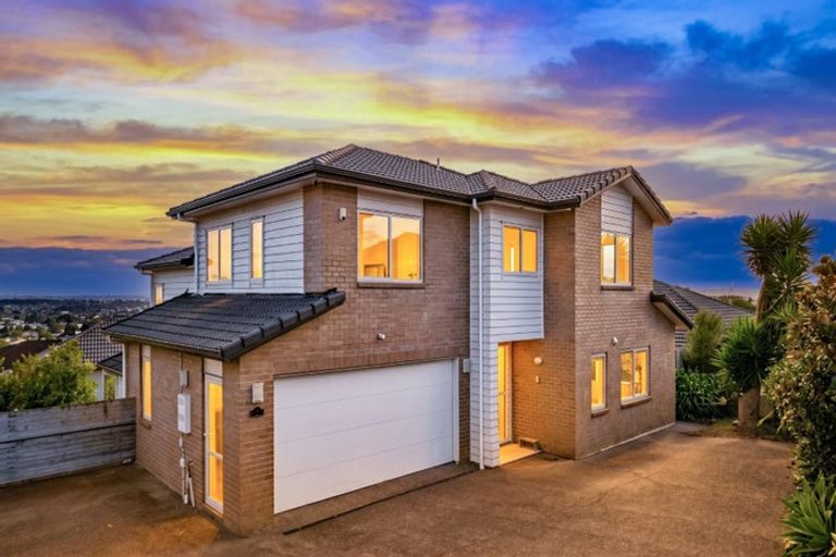 Photo of property in 62 Keri Vista Rise, Papakura, 2110