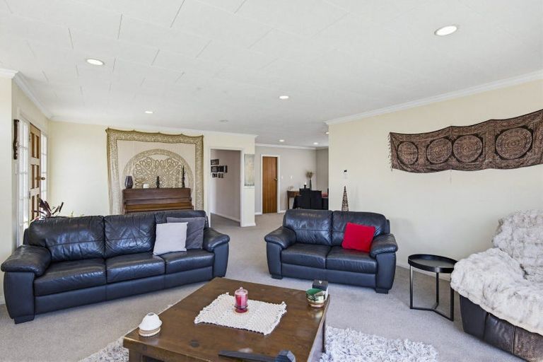 Photo of property in 6 Teoti Street, Paraparaumu Beach, Paraparaumu, 5032