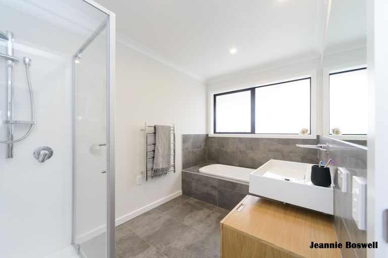 Photo of property in 10 Peckham Lane, Ashhurst, 4810