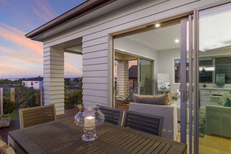 Photo of property in 25 Haden Place, Omokoroa, 3114