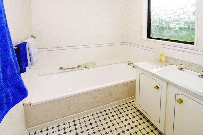 Photo of property in 2 Takahe Street, Masterton, 5810