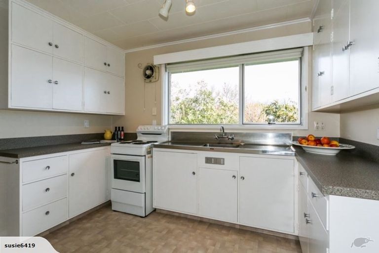 Photo of property in 2 Mchardy Street, Havelock North, 4130