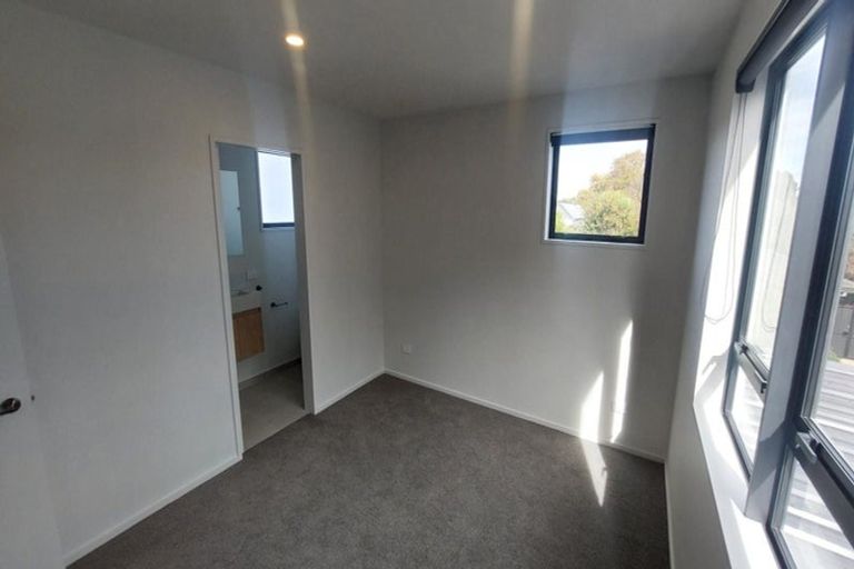 Photo of property in 3/10 Surrey Street, Linwood, Christchurch, 8062