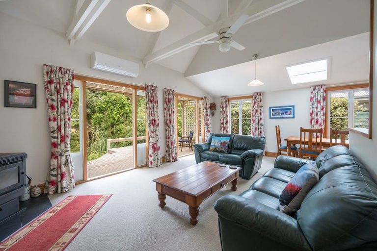 Photo of property in 20 Te Ata Place, Atawhai, Nelson, 7010