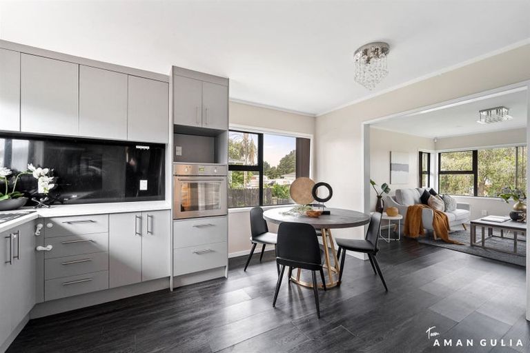 Photo of property in 41 Innismara Avenue, Wattle Downs, Auckland, 2103