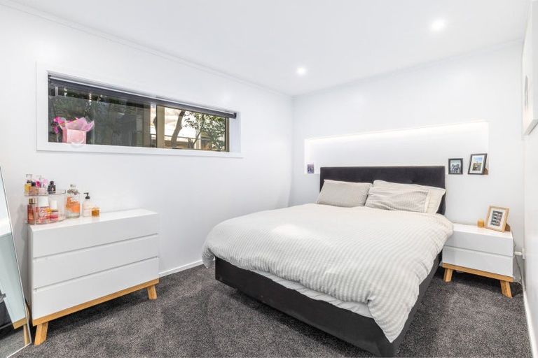 Photo of property in 7 Tregear Place, Camborne, Porirua, 5026