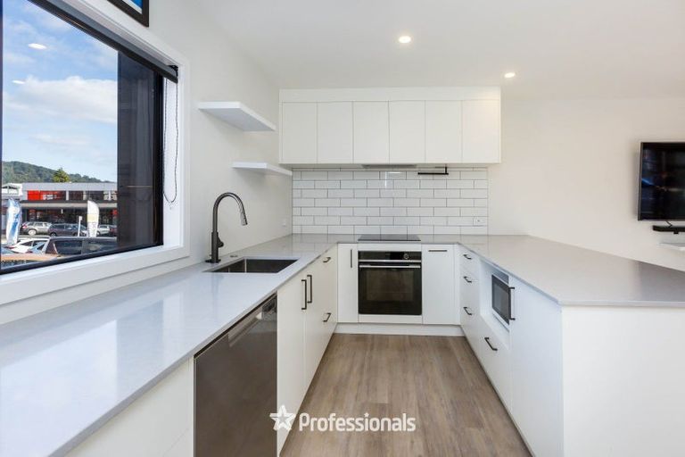 Photo of property in 12d Cairo Street, Upper Hutt Central, Upper Hutt, 5018