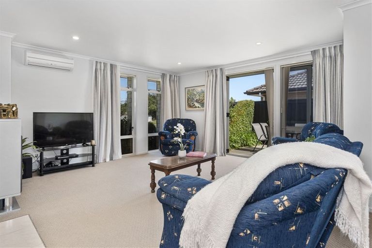 Photo of property in 77 Doncaster Drive, Papamoa Beach, Papamoa, 3118