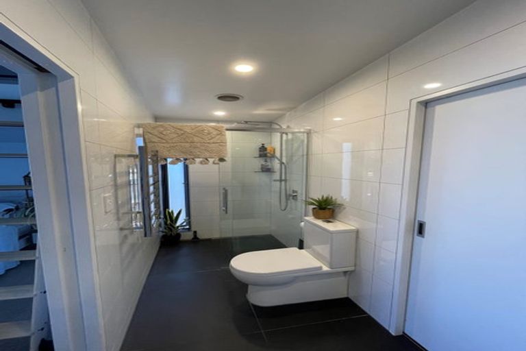 Photo of property in 13a Dillon Street, Lowry Bay, Lower Hutt, 5013