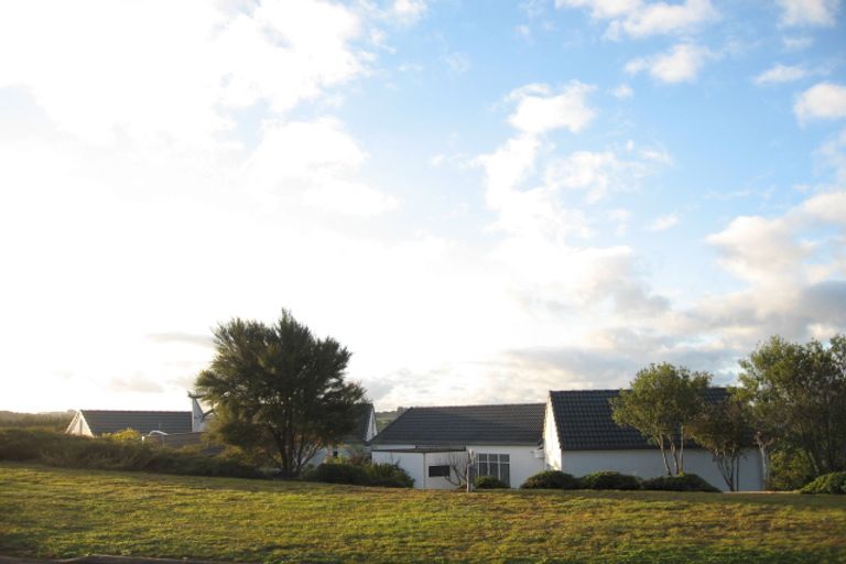 Photo of property in 36 Rarere Terrace, Kerikeri, 0230