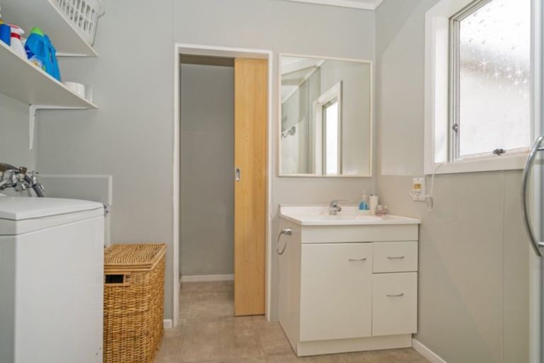 Photo of property in 4 Moewai Park Road, Whitianga, 3510