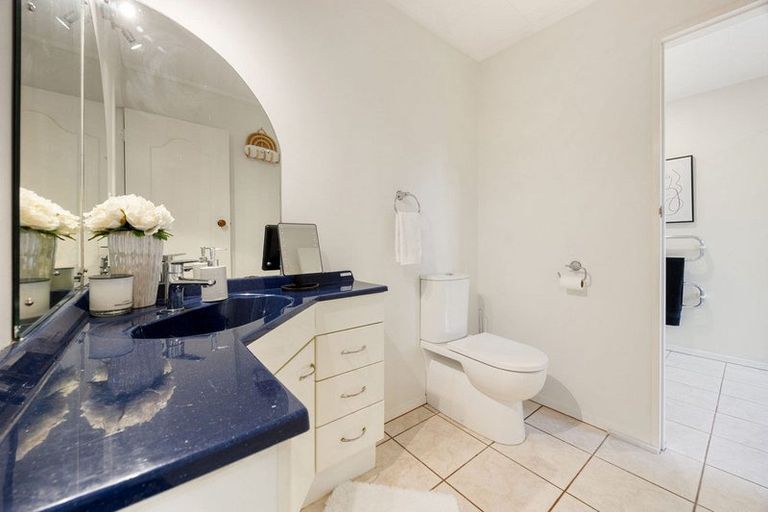 Photo of property in 2 Byron Street, Leamington, Cambridge, 3432