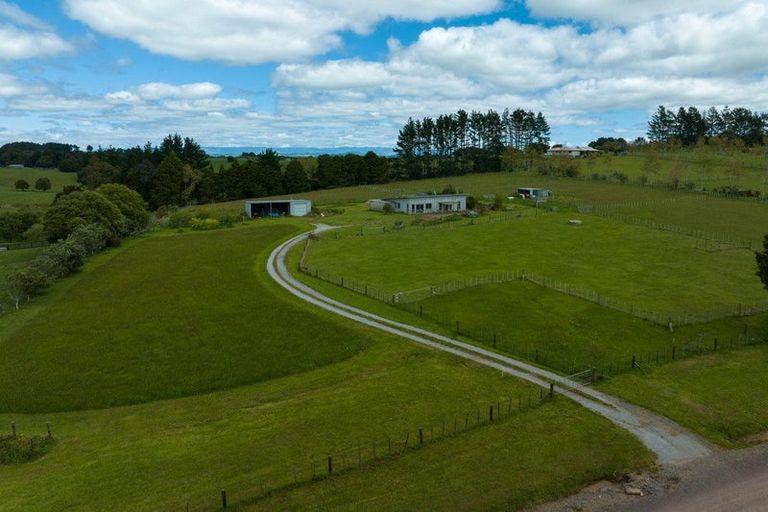 Photo of property in 33 Signal Road, Okaihau, 0475