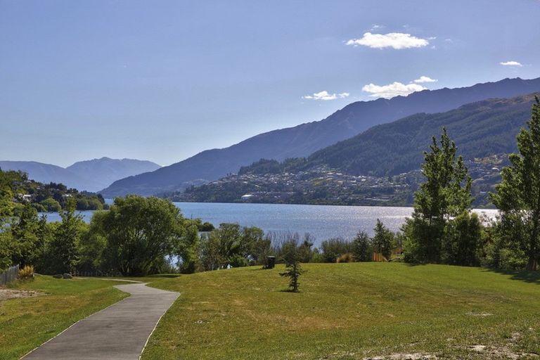 Photo of property in 5 Boyes Crescent, Frankton, Queenstown, 9300