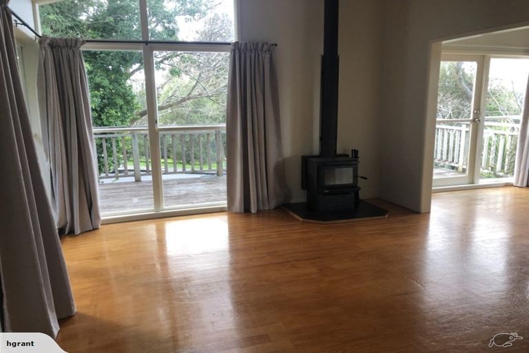 Photo of property in 3 Castleton Street, Birkdale, Auckland, 0626