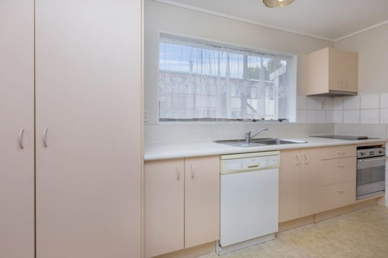 Photo of property in 68 Field Street, Silverstream, Upper Hutt, 5019