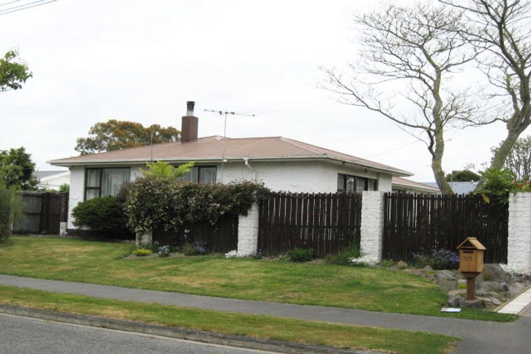 Photo of property in 69 Balrudry Street, Avonhead, Christchurch, 8042