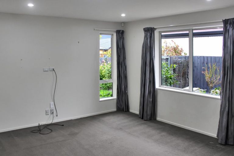 Photo of property in 5 Taggart Place, Sockburn, Christchurch, 8042