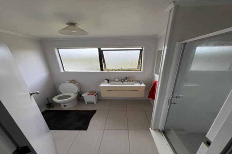 Photo of property in 30 Vandeleur Avenue, Birkdale, Auckland, 0626