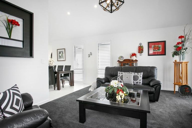 Photo of property in 33 William Paul Street, Cambridge, 3434