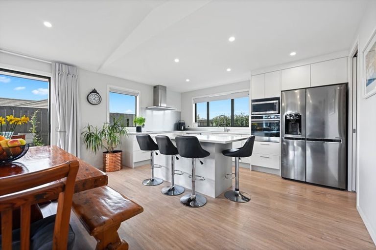 Photo of property in 63 Ladeira Place, Fitzroy, Hamilton, 3206