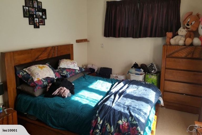 Photo of property in 212 Forrest Hill Road, Forrest Hill, Auckland, 0620