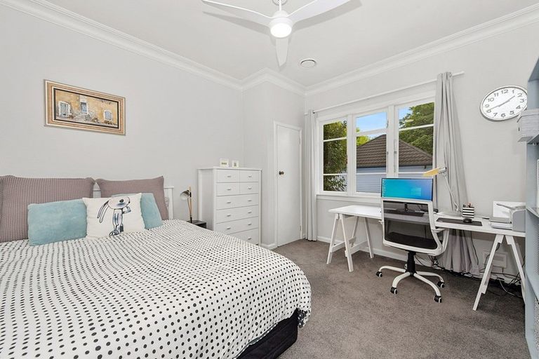 Photo of property in 6 Strowan Avenue, Fairfield, Hamilton, 3214