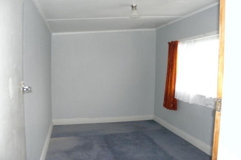 Photo of property in 43 Hastings Street, Ohai, 9635