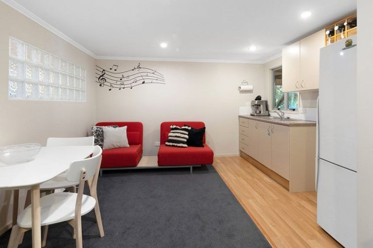 Photo of property in 89 Wood Bay Road, Titirangi, Auckland, 0604