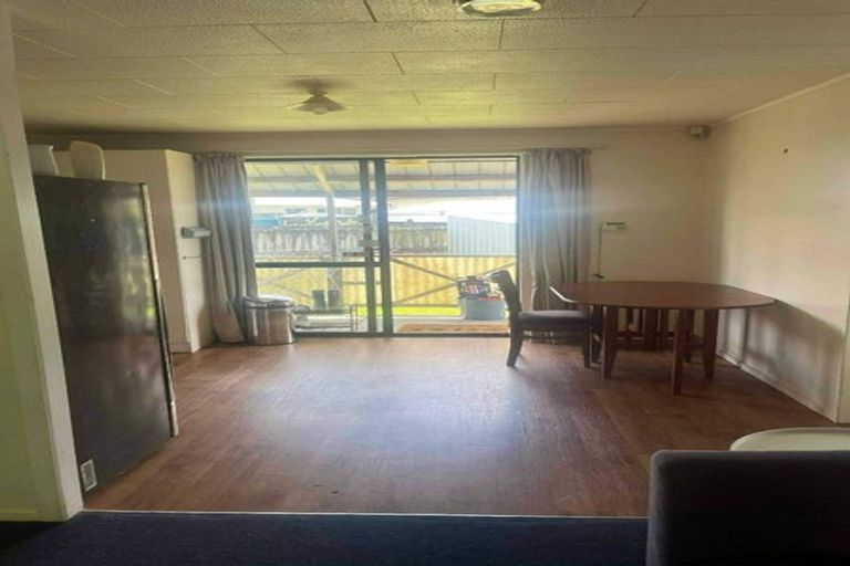 Photo of property in 22 Crawshaw Drive, Nawton, Hamilton, 3200