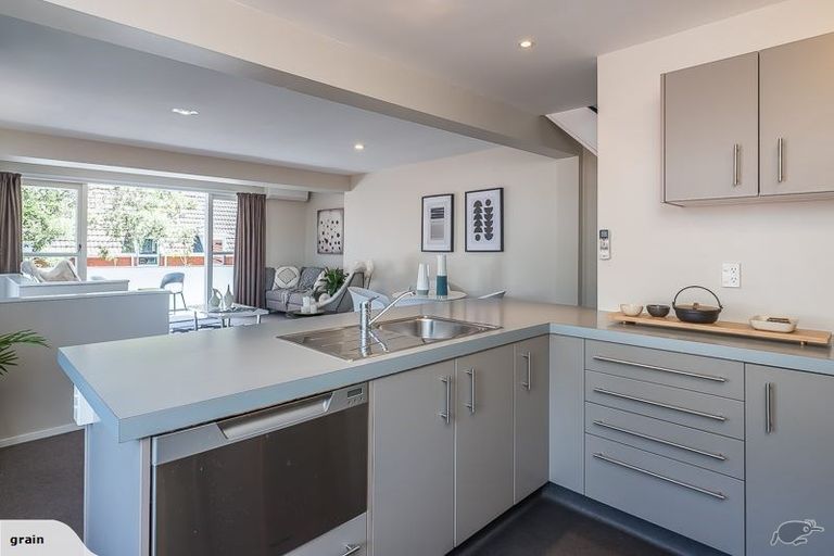 Photo of property in 330c The Terrace, Te Aro, Wellington, 6011