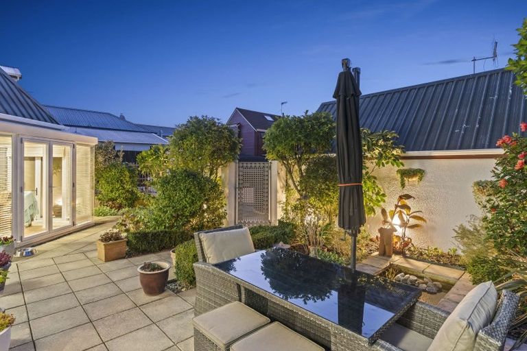 Photo of property in 18a Garden Road, Raumati Beach, Paraparaumu, 5032