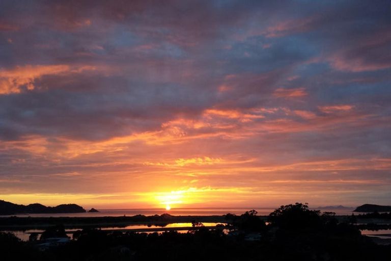 Photo of property in 21 Kakariki Road, Ngunguru, Whangarei, 0173