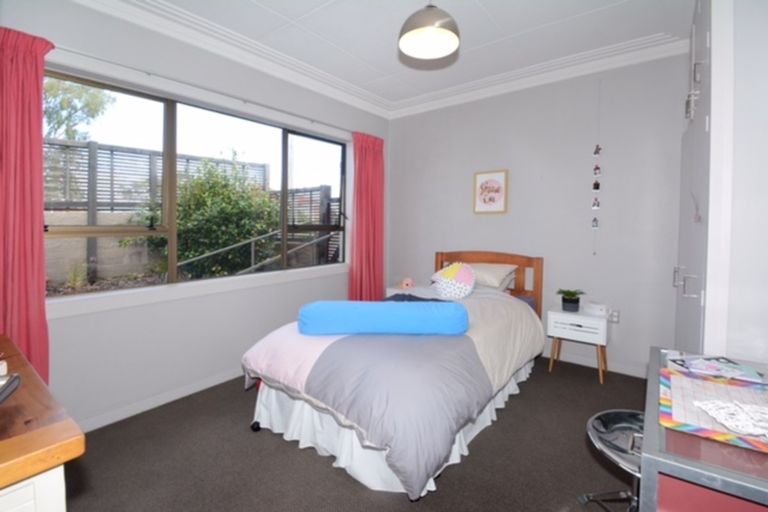 Photo of property in 90 Mornington Road, Kenmure, Dunedin, 9011
