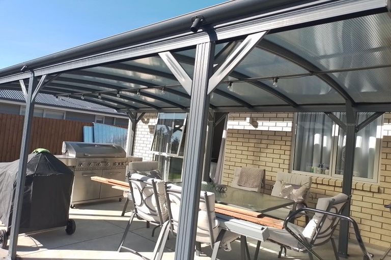 Photo of property in 71 Bradwell Crescent, Halswell, Christchurch, 8025