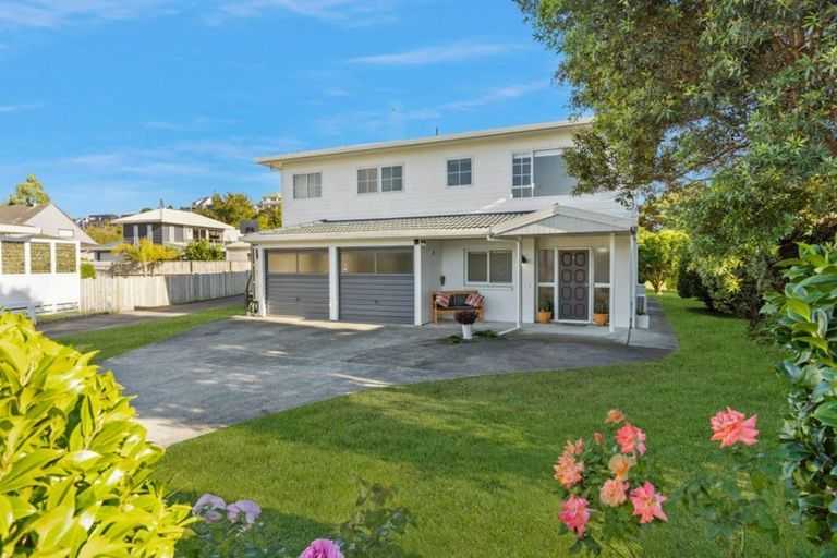 Photo of property in 138 Moana Anu Anu Avenue, Whangamata, 3620