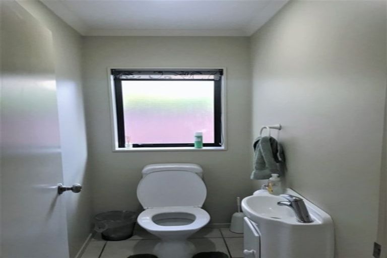 Photo of property in 52 Matarangi Road, East Tamaki, Auckland, 2013