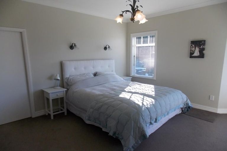 Photo of property in 104 Homebush Road, Khandallah, Wellington, 6035