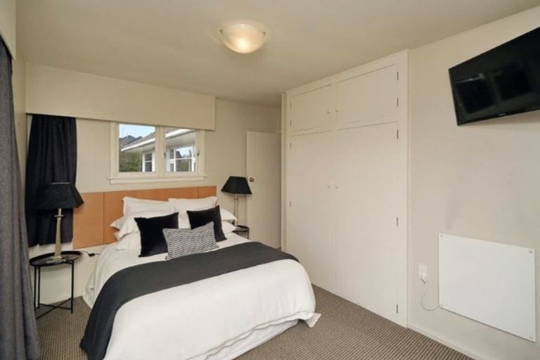Photo of property in 1/420 Memorial Avenue, Burnside, Christchurch, 8053