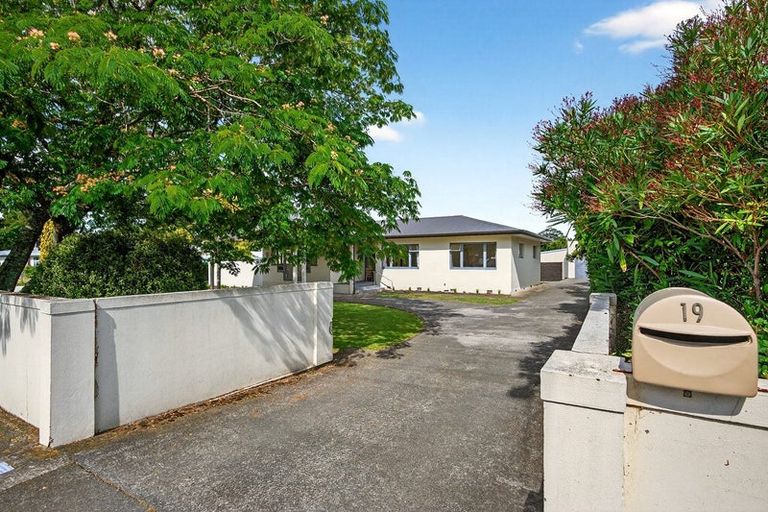 Photo of property in 19 Main Street, Greytown, 5712