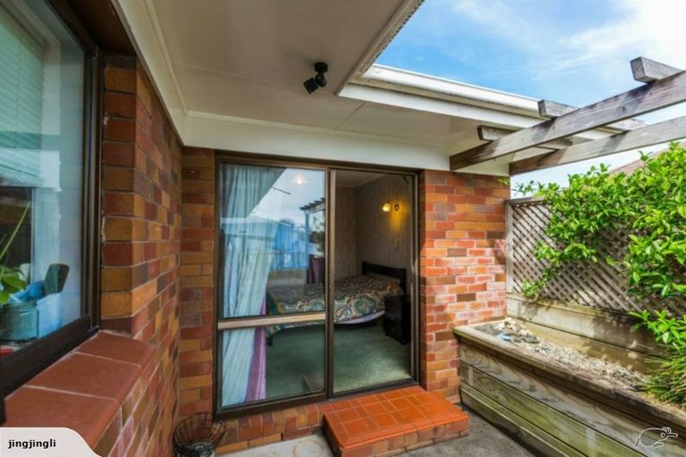 Photo of property in 95 Clovelly Road, Bucklands Beach, Auckland, 2012