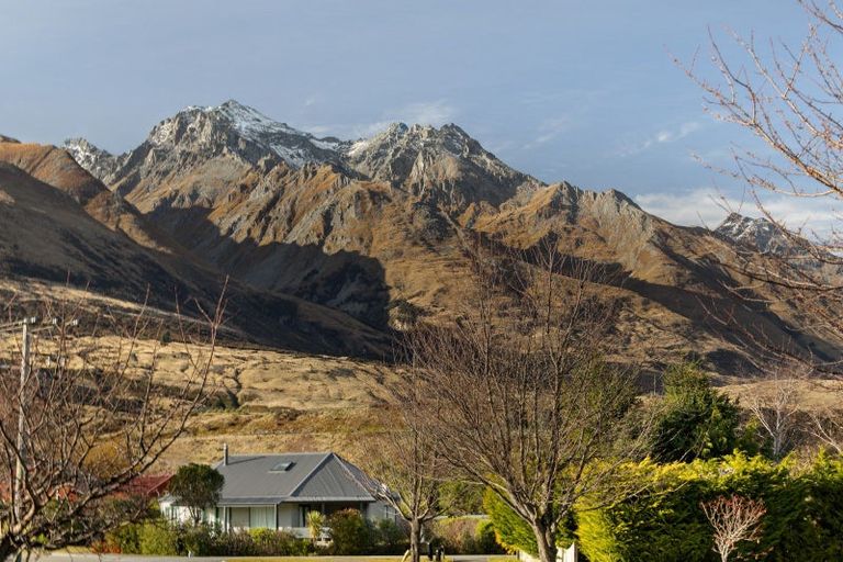 Photo of property in 35 Invincible Drive, Glenorchy, 9372